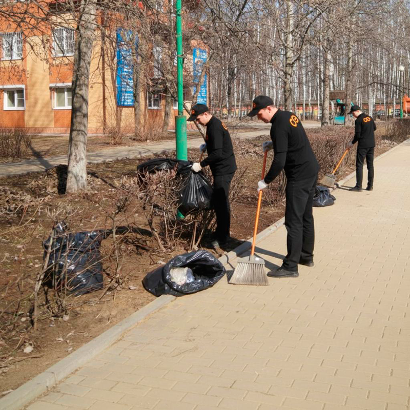 Уборка территории  в Кременках
